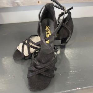 Sansha ballroom shoes size 7